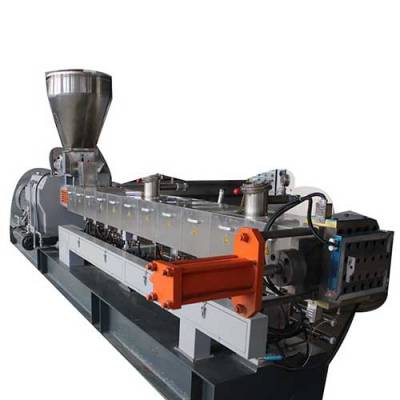 Co Rotating Twin Screw Extruder for Recycling Manufacturers in United Arab Emirates